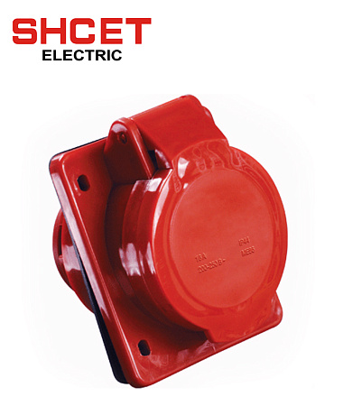 Розетка 424 (32А) Розетка 424 (32А)