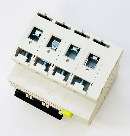 Дифавтомат АВДТ-64 3P+N (6кА) 50А 100мА АС Дифавтомат АВДТ-64 3P+N (6кА) 50А 100мА АС